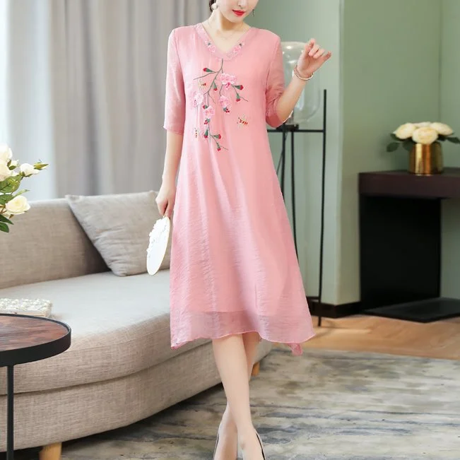 Blowout Sale Plus Size Pink Embroidery V Neck Cheongsam Short Sleeve Midi Dress