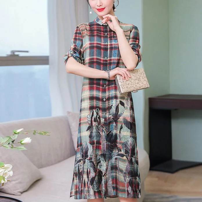 Closeout Sale Plus Size Checked Oriental Modern Short Sleeve Midi Dress