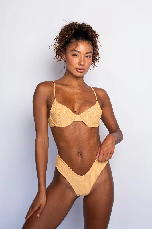 Super Sale Kate Top - Nude Classic Ribbed