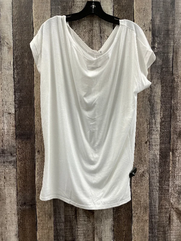Savings Galore White Top Short Sleeve Cme, Size M