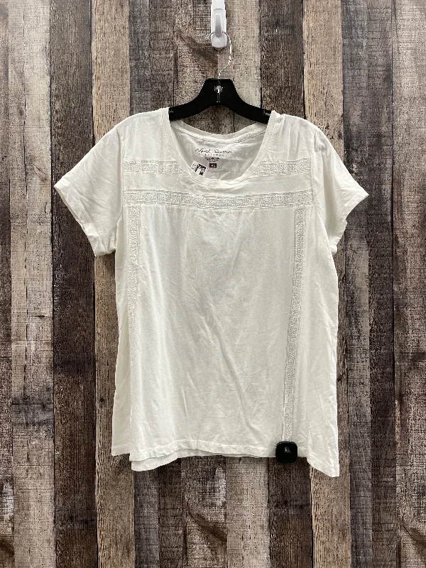 Stock Clearance White Top Short Sleeve Cme, Size Xl